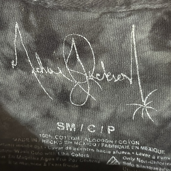Michael Jackson ‘88 Black and Gray Graphic T-Shirt - Picture 2 of 3